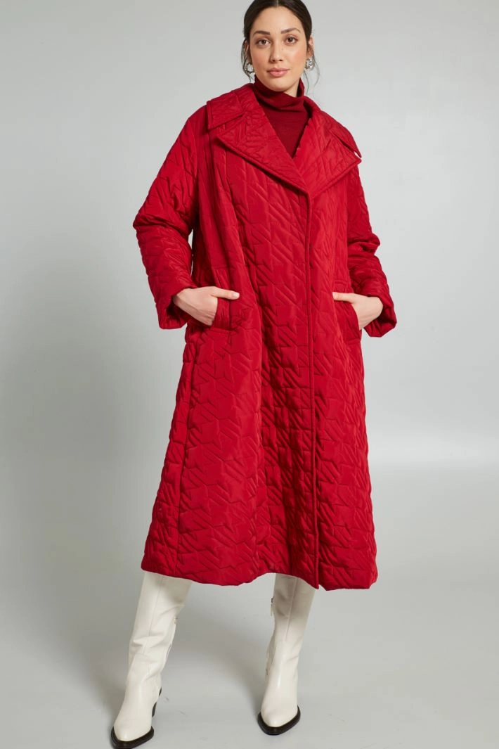 Long quilted down jacket - RED