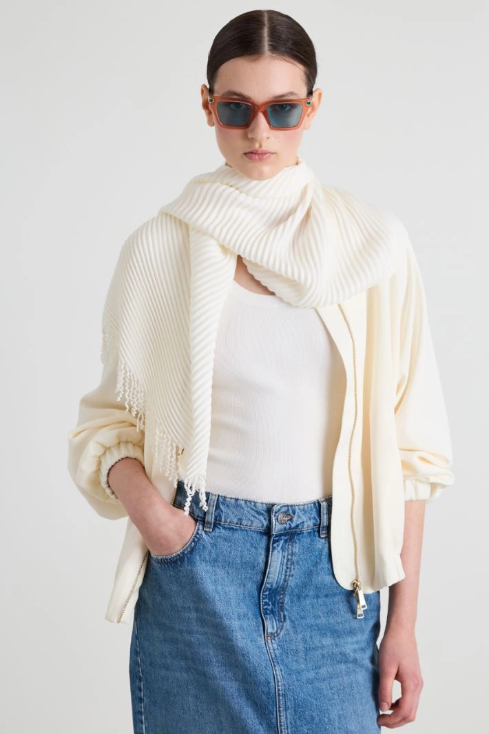 Pleated stole - WHITE