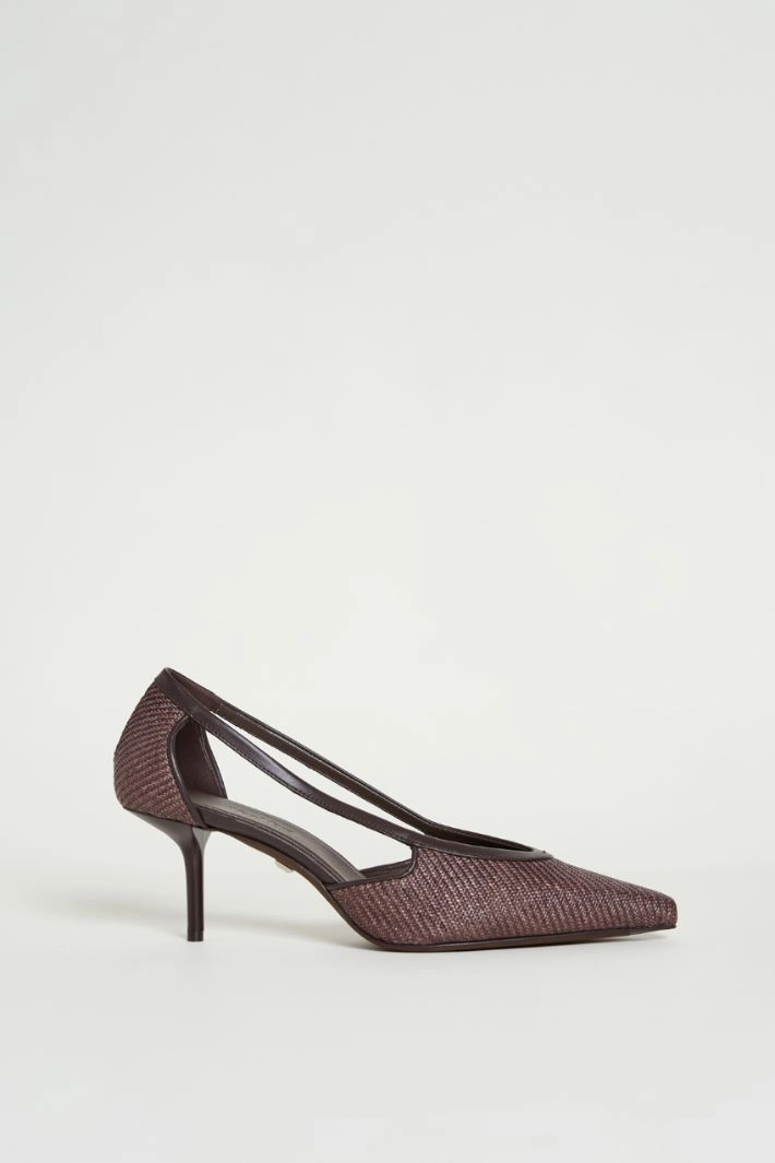 Raffia-effect pumps - BROWN