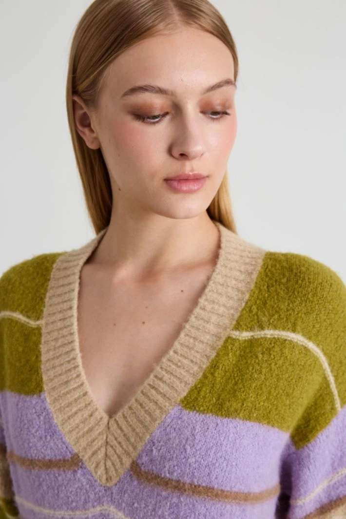 Alpaca and cotton V-neck sweater - GREEN LILAC