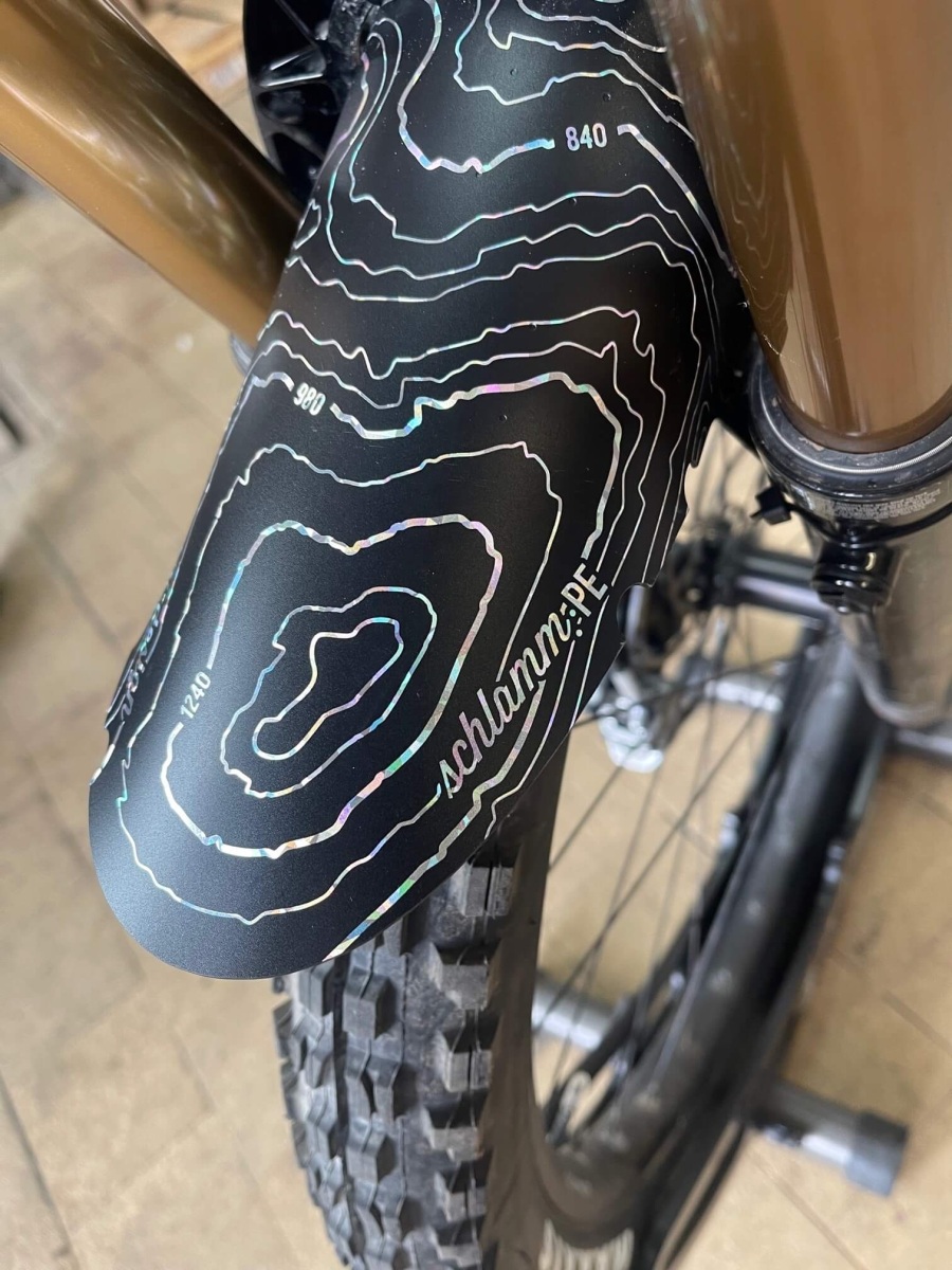 rie:sel design schlamm:PE Fender - Elevation lines
