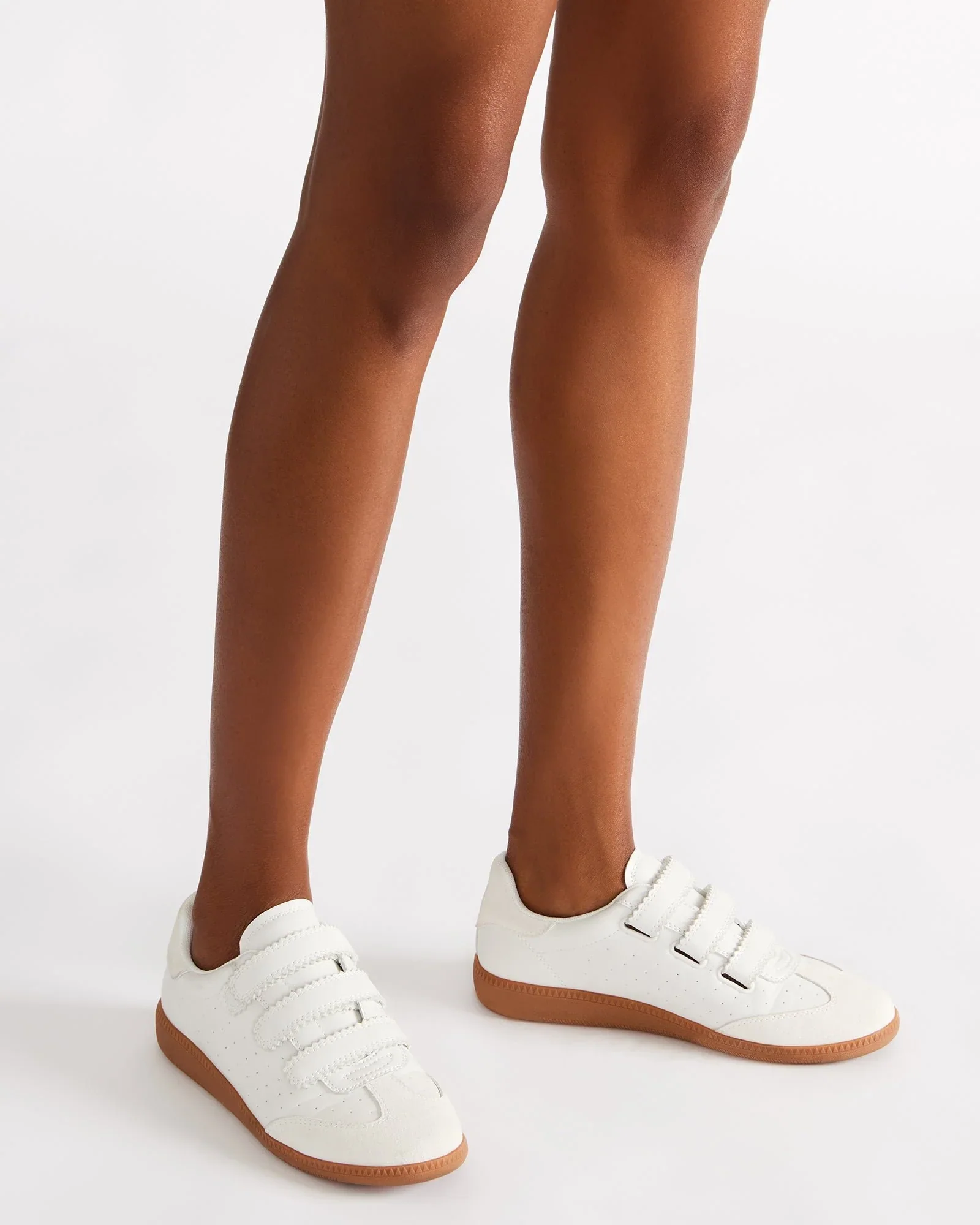 Momentum White