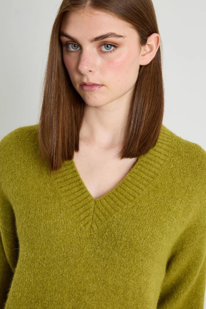Alpaca and cotton V-neck sweater - PISTACHIO GREEN