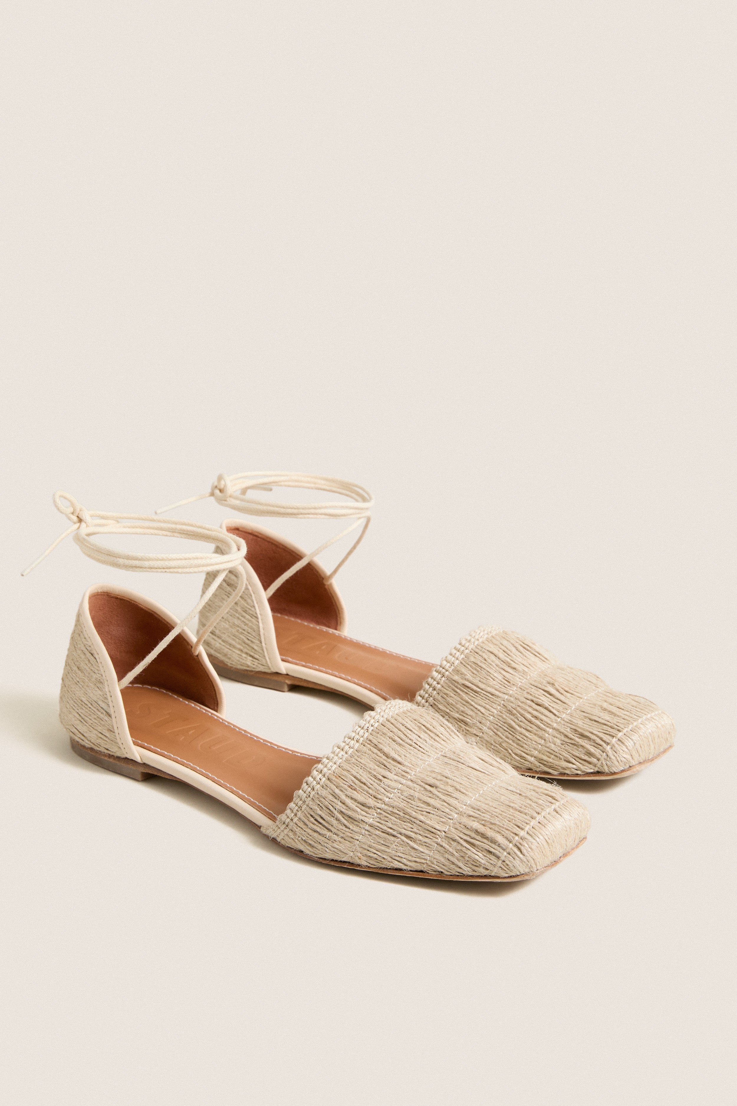 Natural Willa Flat