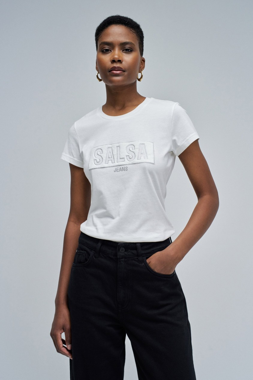 T-SHIRT WITH BRANDING