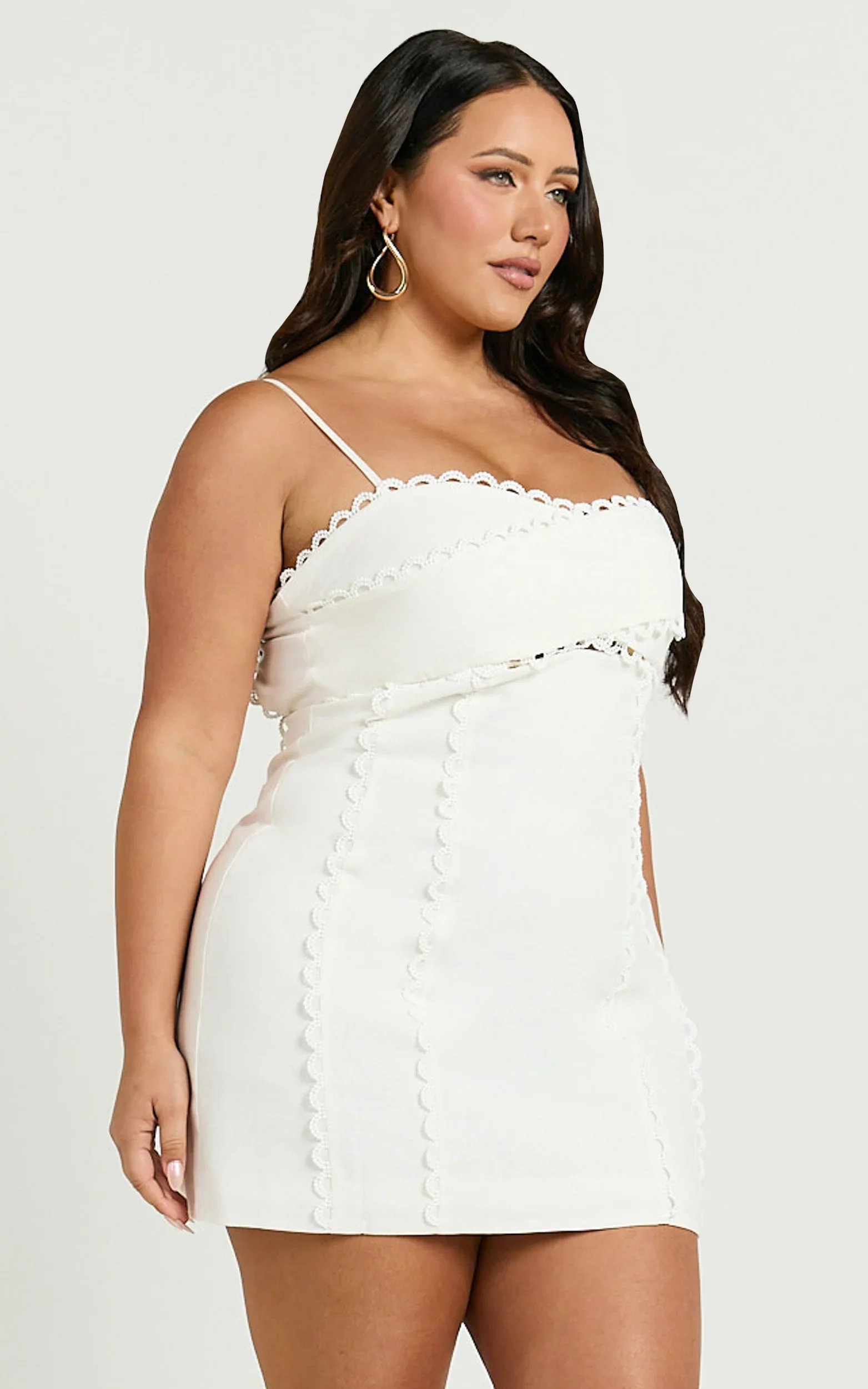 Gigi Mini Linen Blend Dress Sweetheart Tie Back Scallop Detail Dress in Off White
