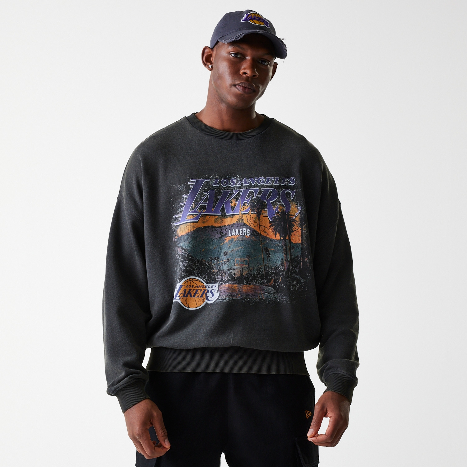 Los Angeles Lakers Washed Oversized NBA Crew Neck Sweater Dark Gray