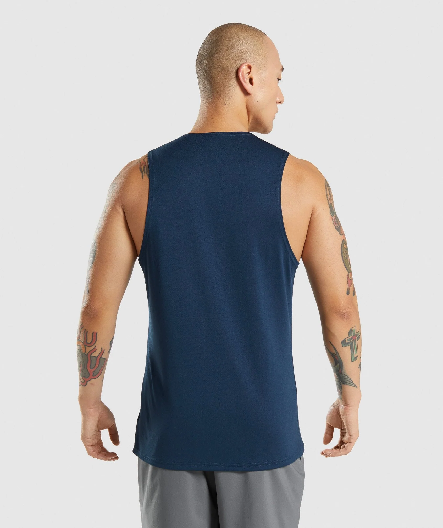 Arrival Tank Navy