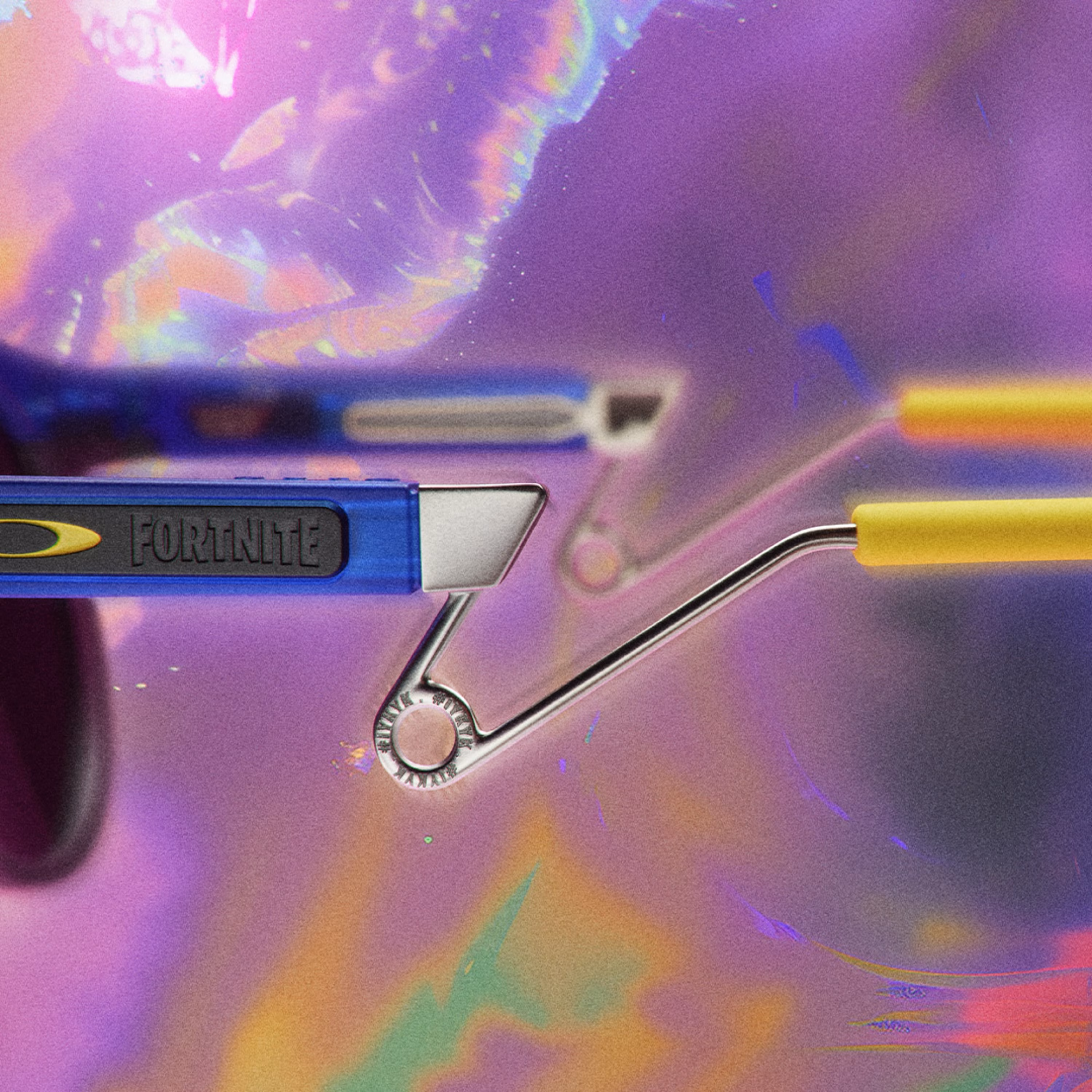 Oakley X Fortnite™ Battle Bus HSTN Metal