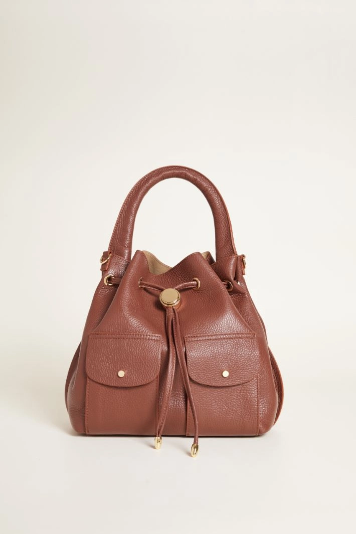 Tumbled leather bucket bag - BROWN
