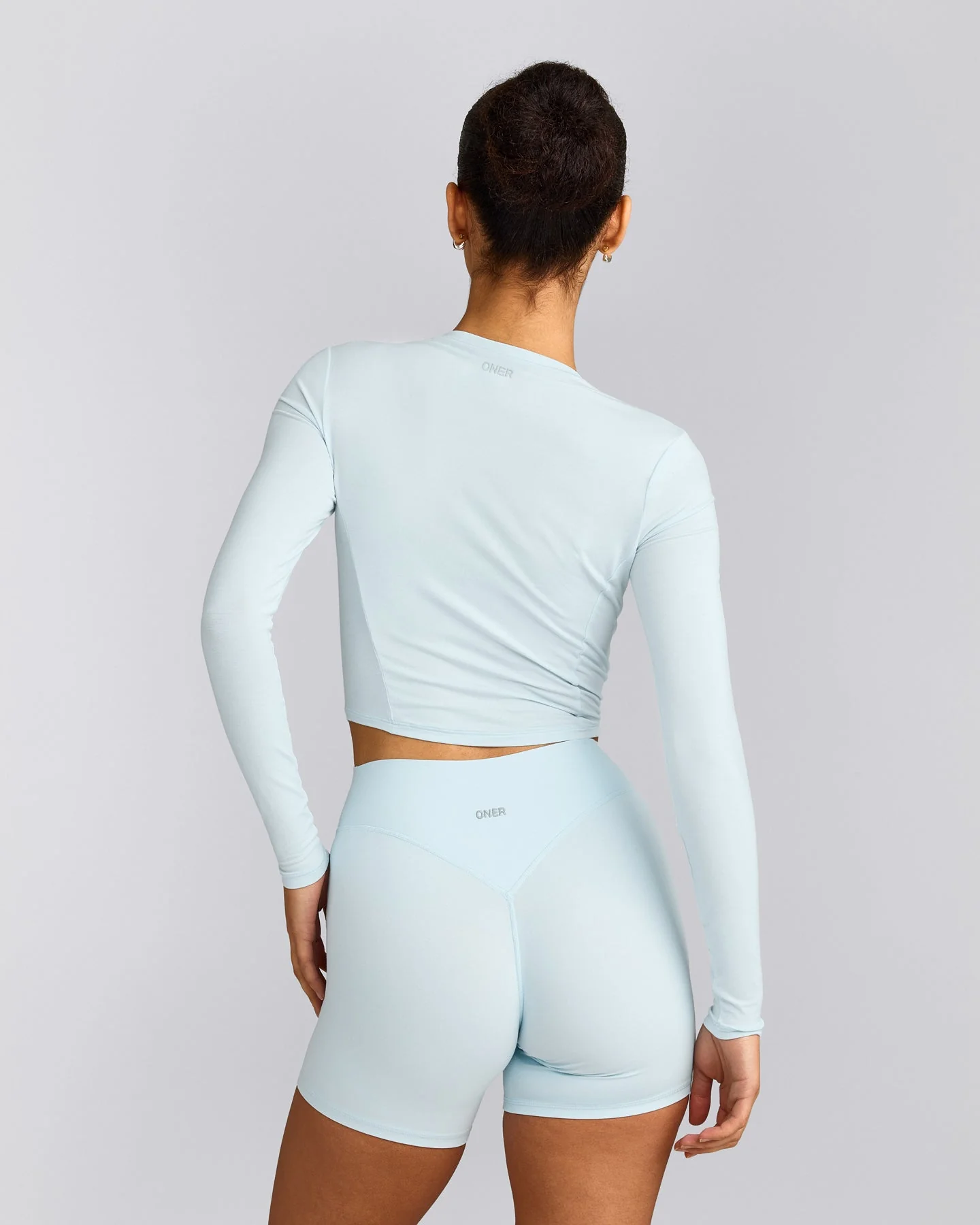 Mellow™ Motion Crew Neck Long Sleeve Mid Top | Cloud Blue