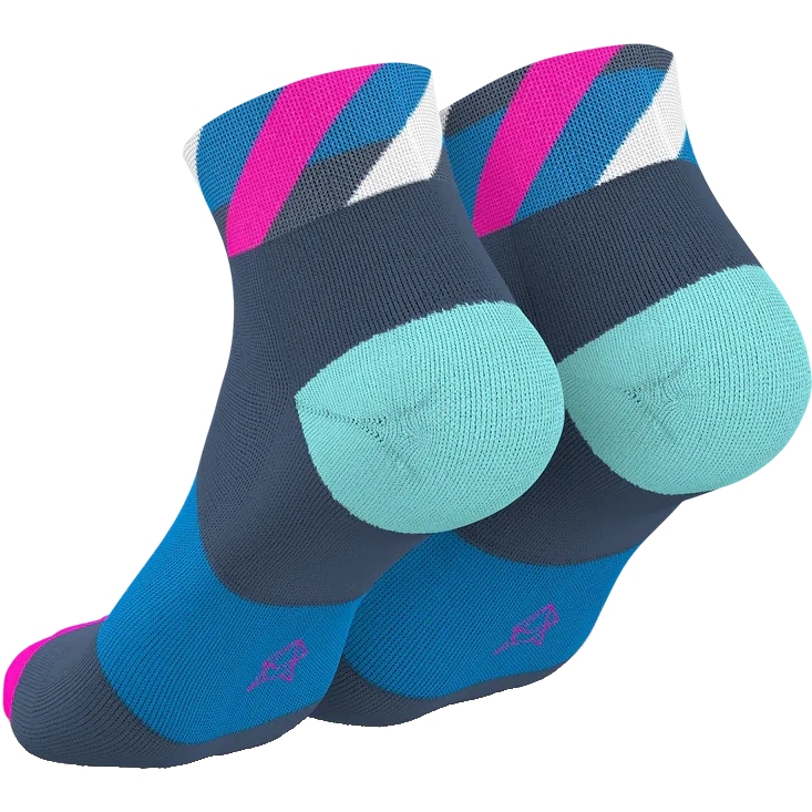 INCYLENCE Running Loops Short Socks - Zucchero Pink