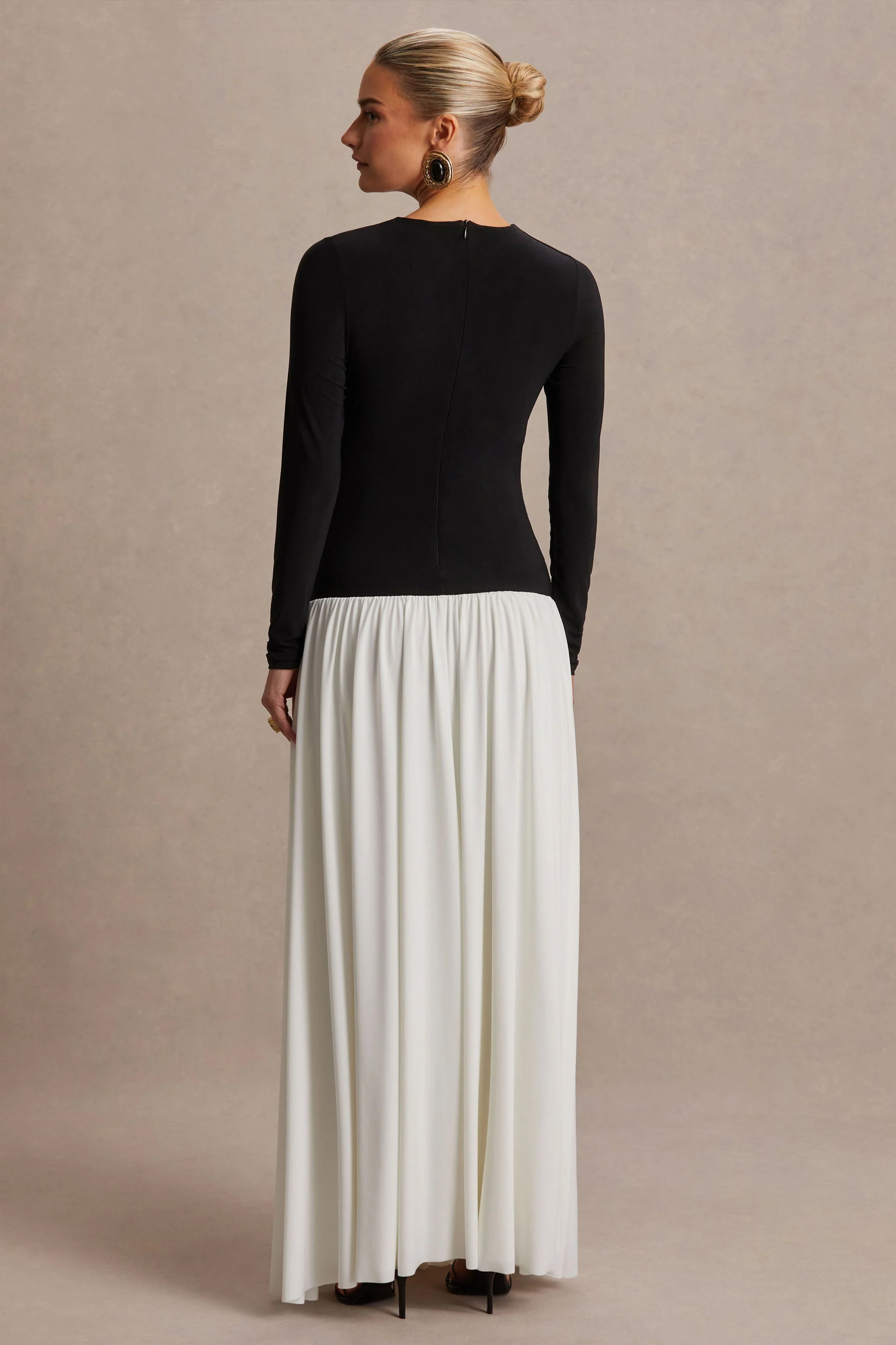 Monroe | Black And White Crew-Neck Maternity Maxi Dress With Drop-Waist