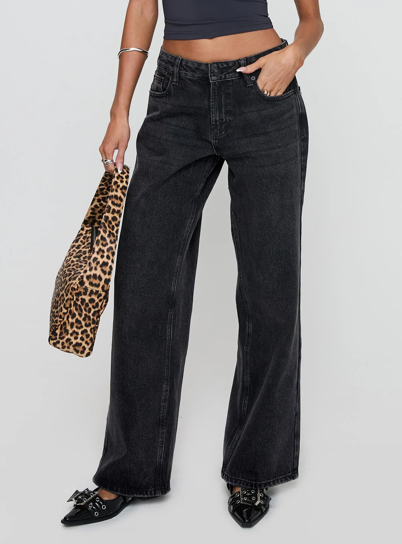 Serenitia Mid Rise Relaxed Leg Jeans Washed Black Petite