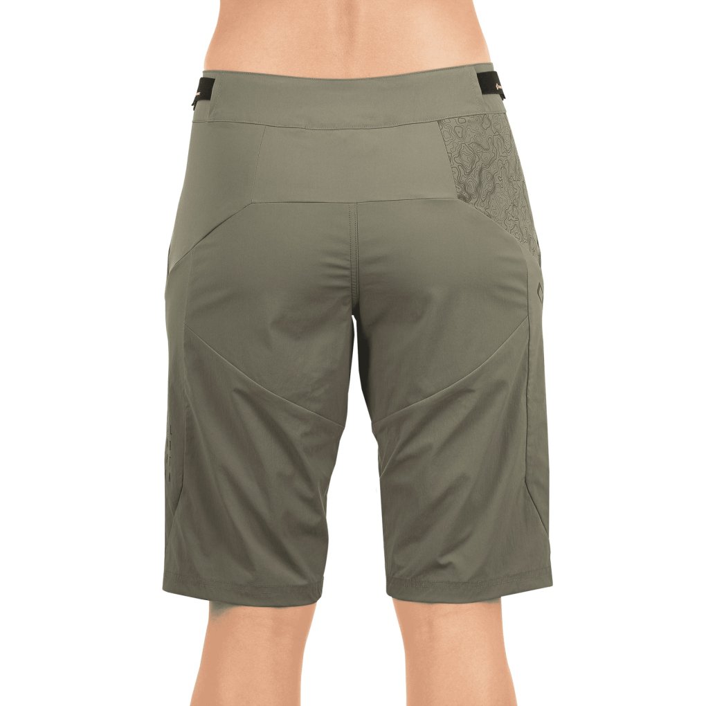CUBE AM Baggy Shorts Women - XS - olive