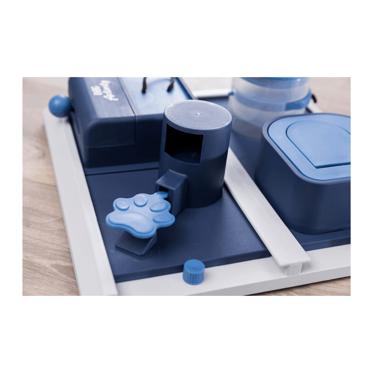 Trixie Dog Activity Poker Box 2 - 31 x 31 cm