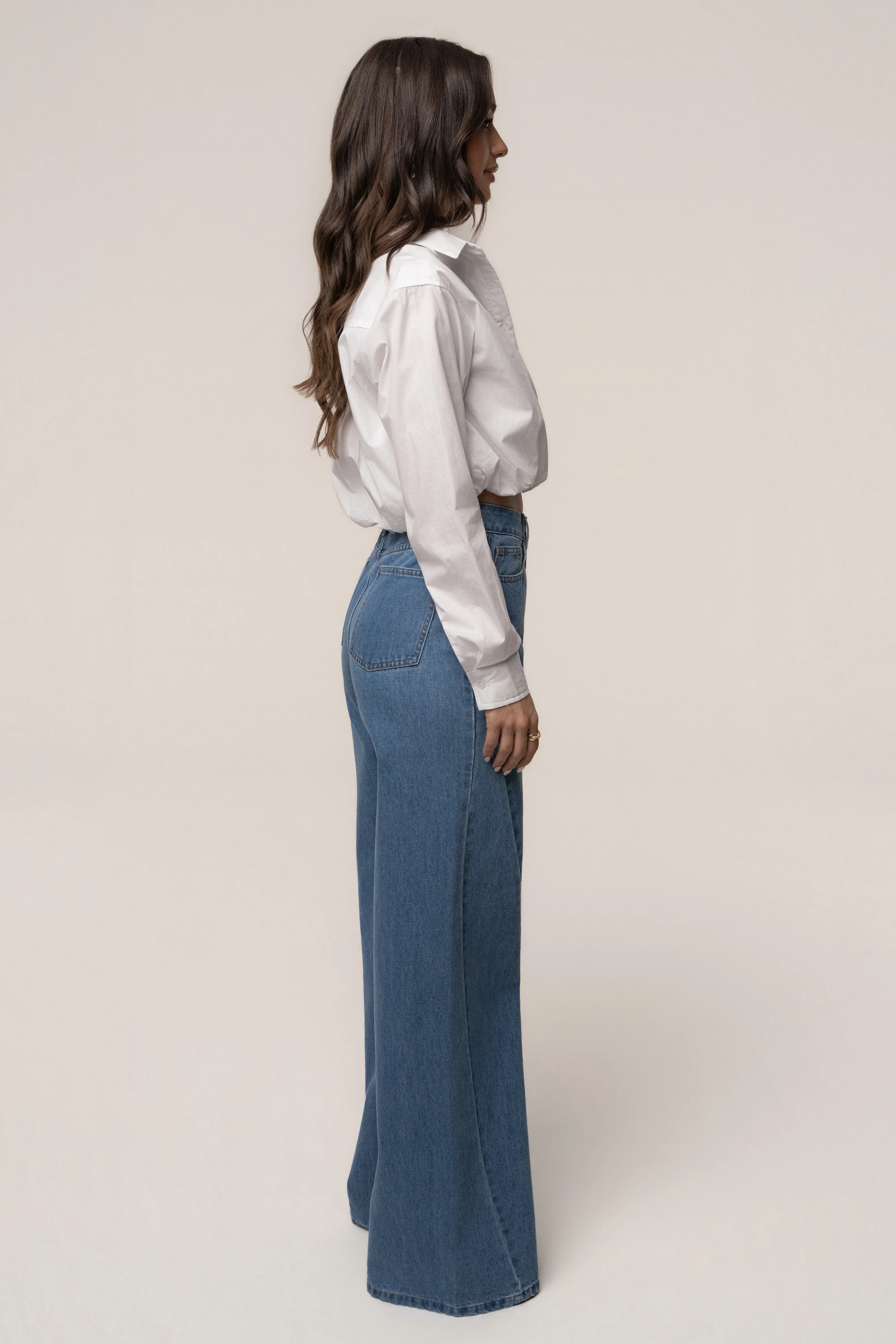 Medium Wash Flowline Seam Jean