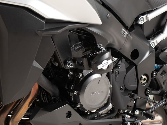 Hepco & Becker engine guard protection pad - blackSUZUKI 1000 GSX-S 1000 GX - 2024 - 2025Ref: Hbe03181A / 5073552 00 01