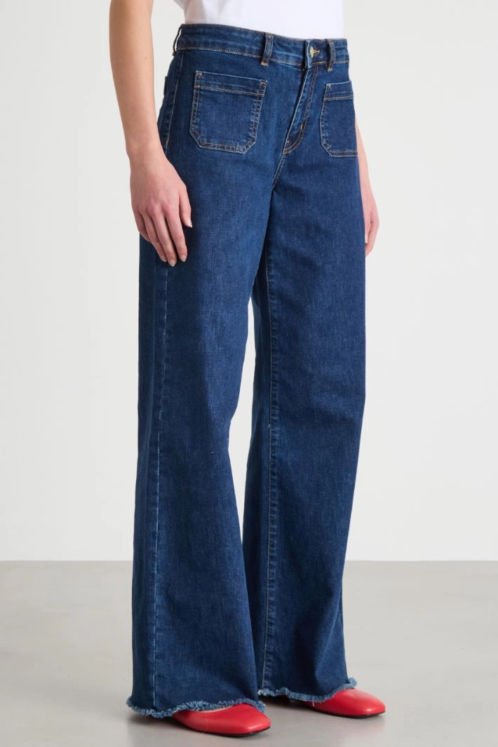 Wide-Leg Straight Jeans with Patch Pockets - BLUE