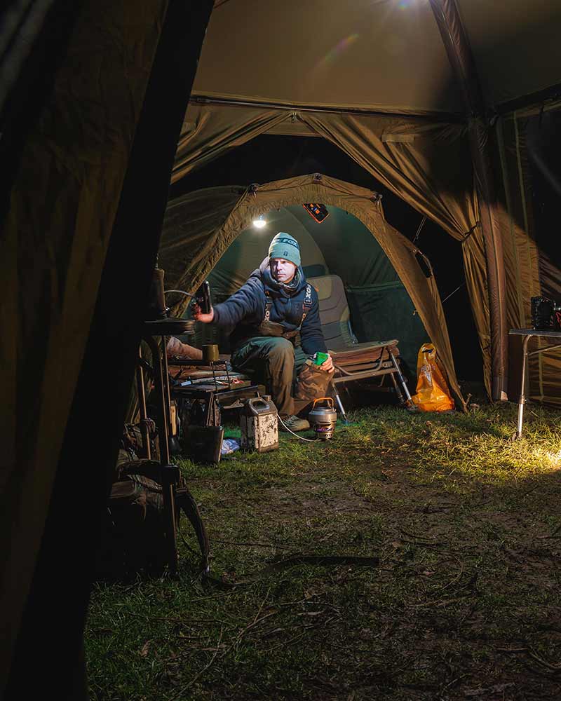 Fox Air Frame Social Shelter