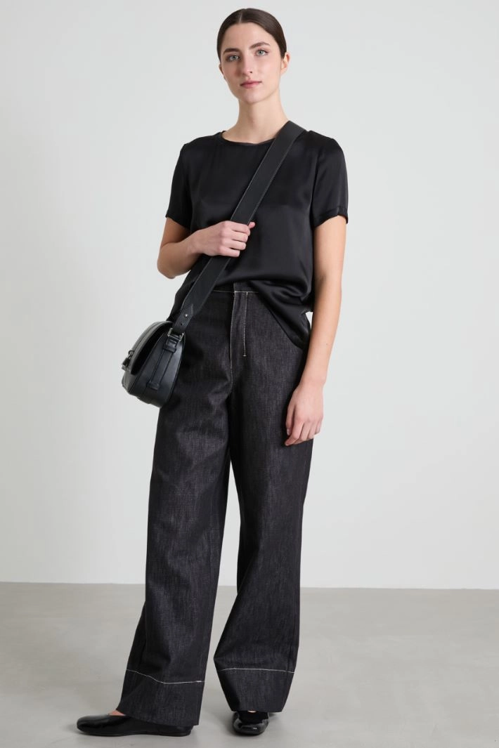 Satin T-shirt - BLACK