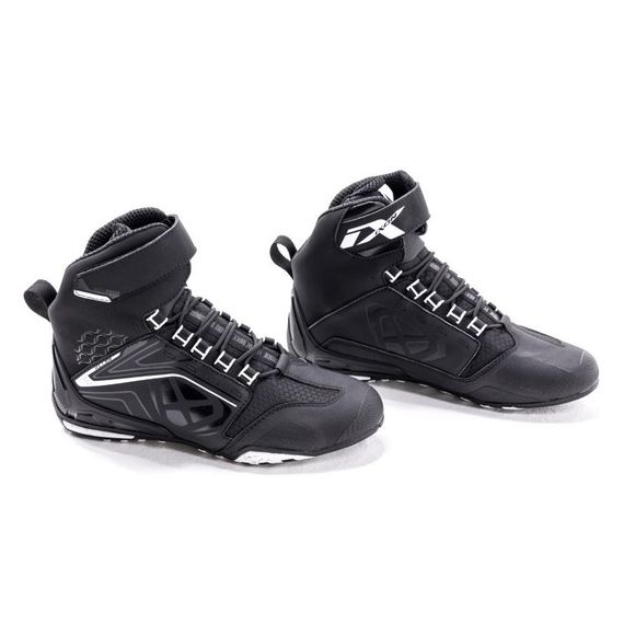 Motorcycle Sneakers Ixon Killer Waterproof - Black / WhiteRef: IX1695-C143
