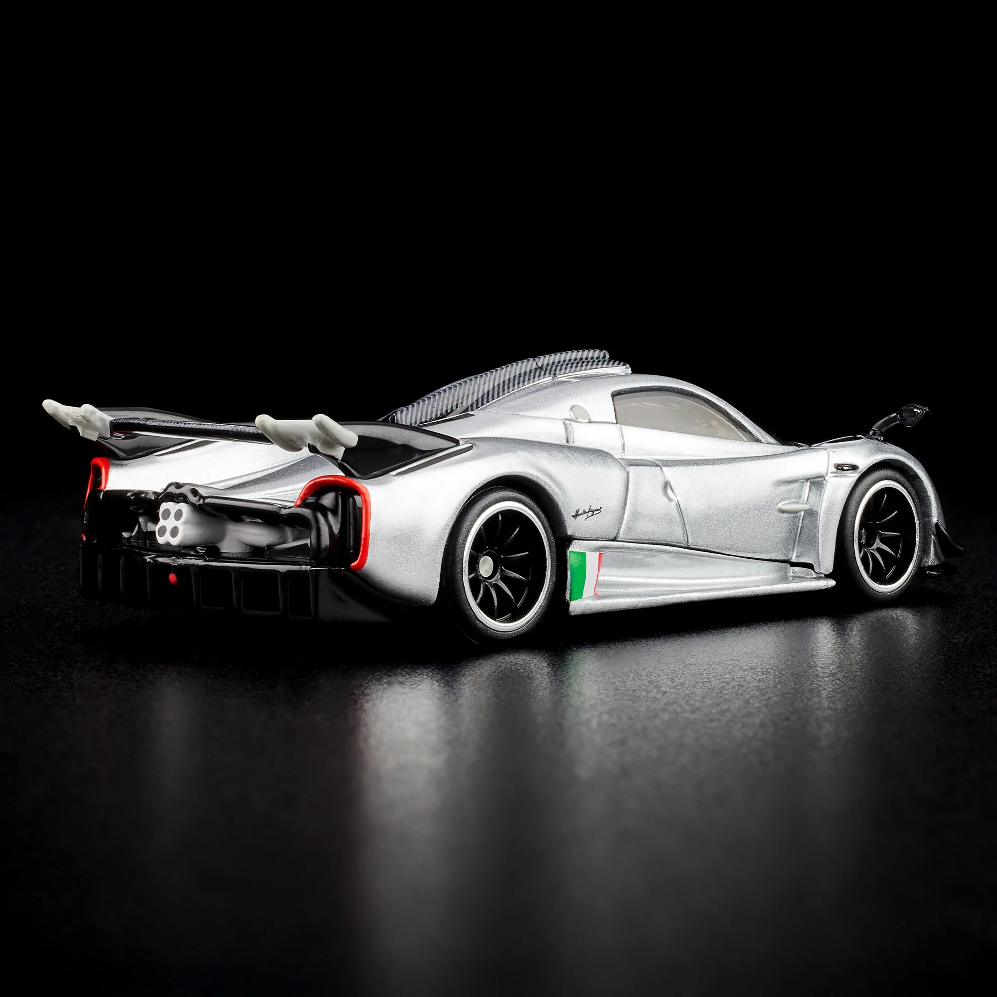 RLC Exclusive ’21 Pagani Huayra R