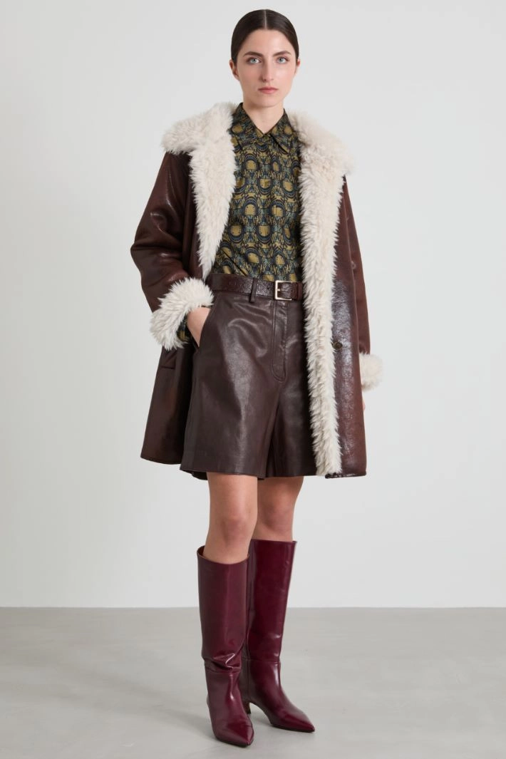 Nappa leather Bermuda shorts - BROWN