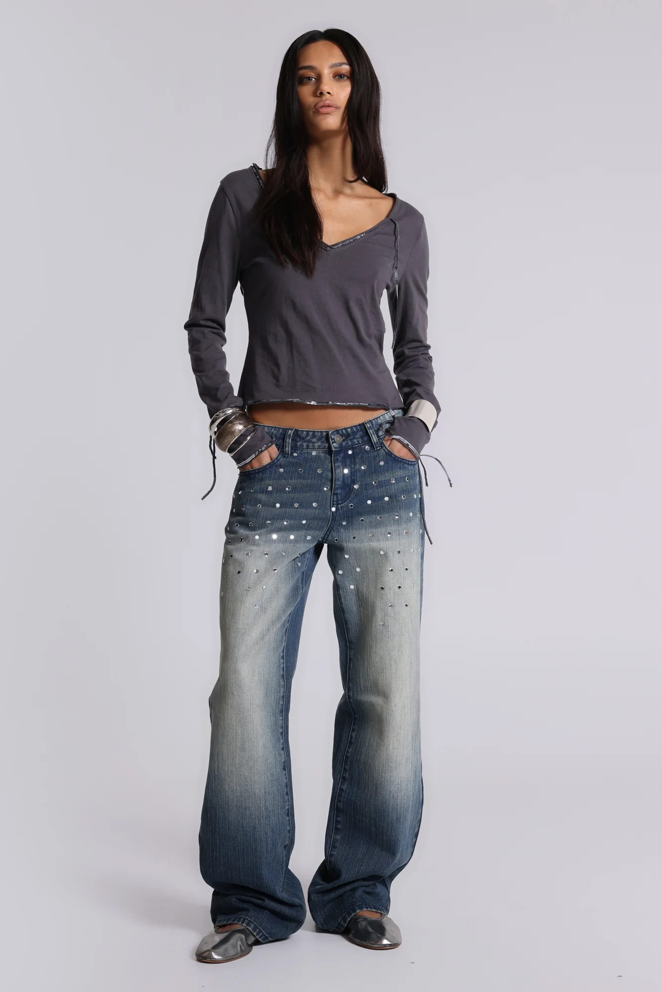Fira Sequin V Neck Tee