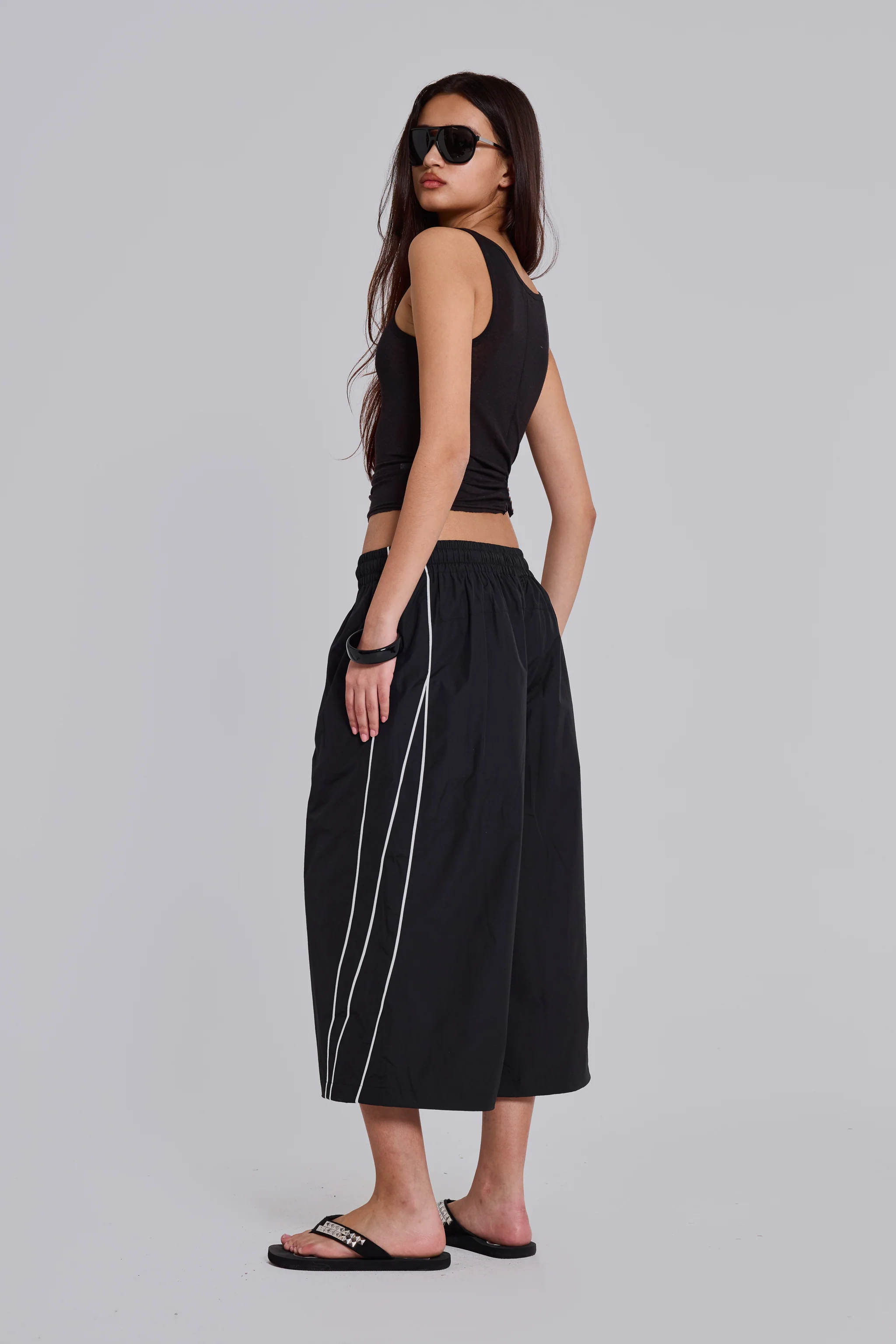 Black Vapor 3/4 Shorts