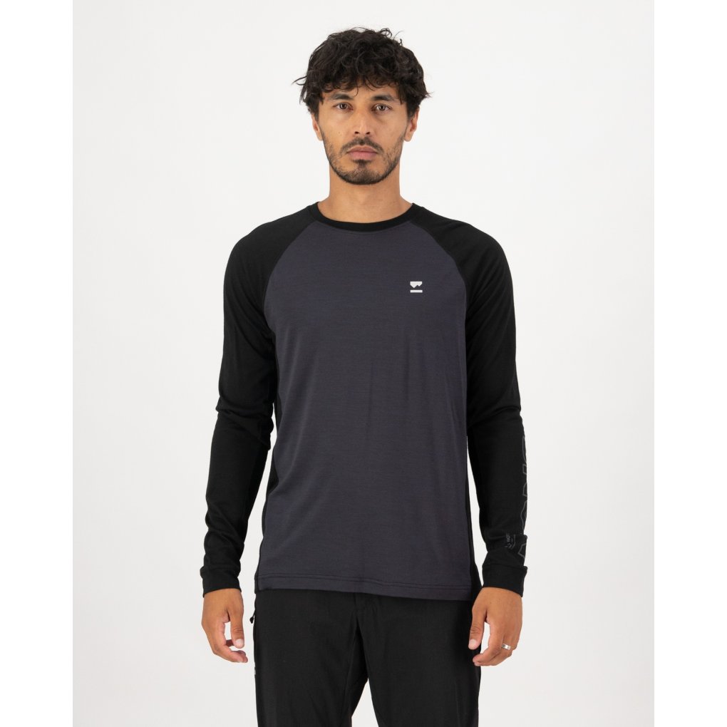 Mons Royale Tarn Merino Long Sleeve Men - iron / black