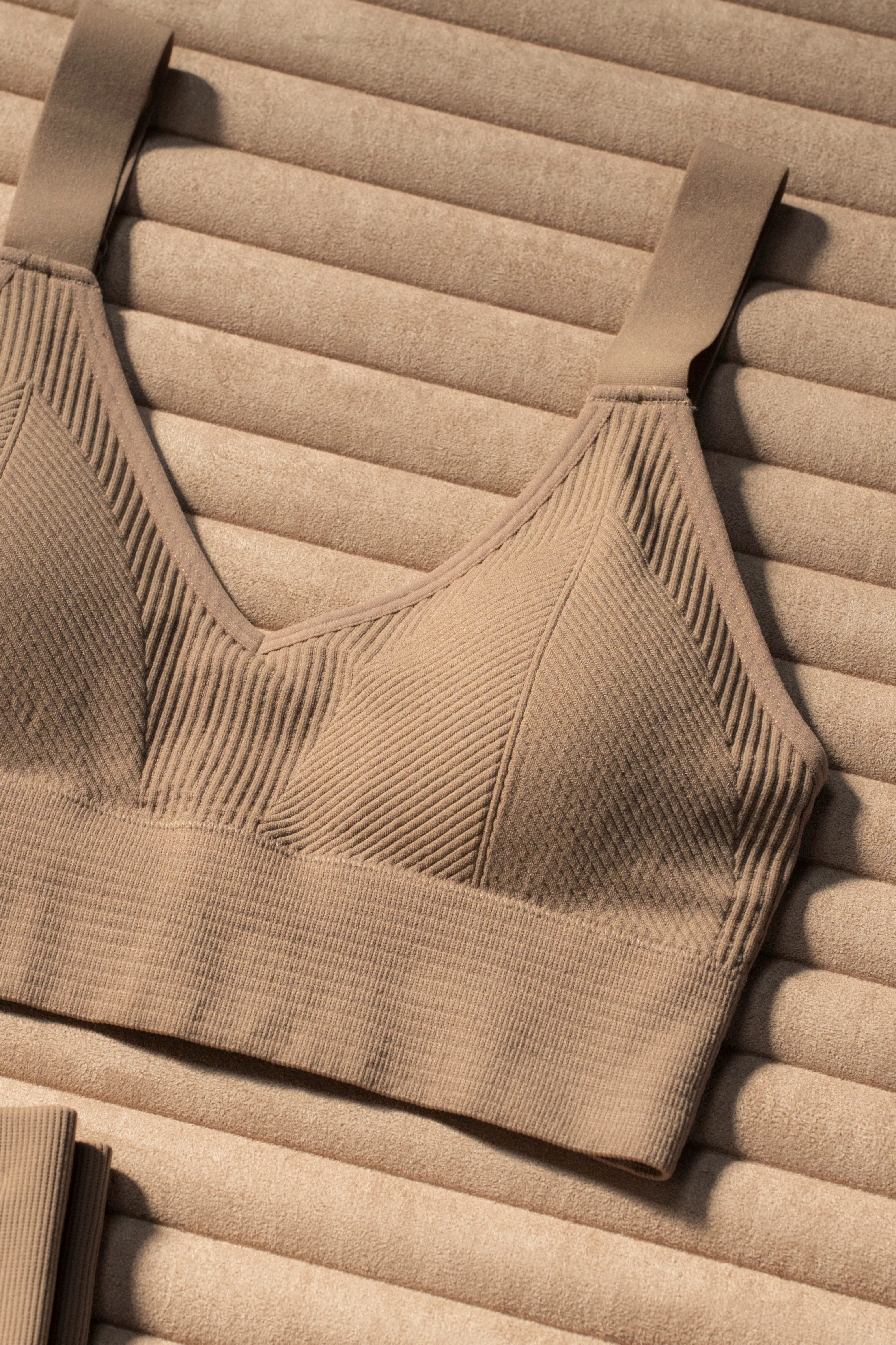 Beige New Flow Active Top