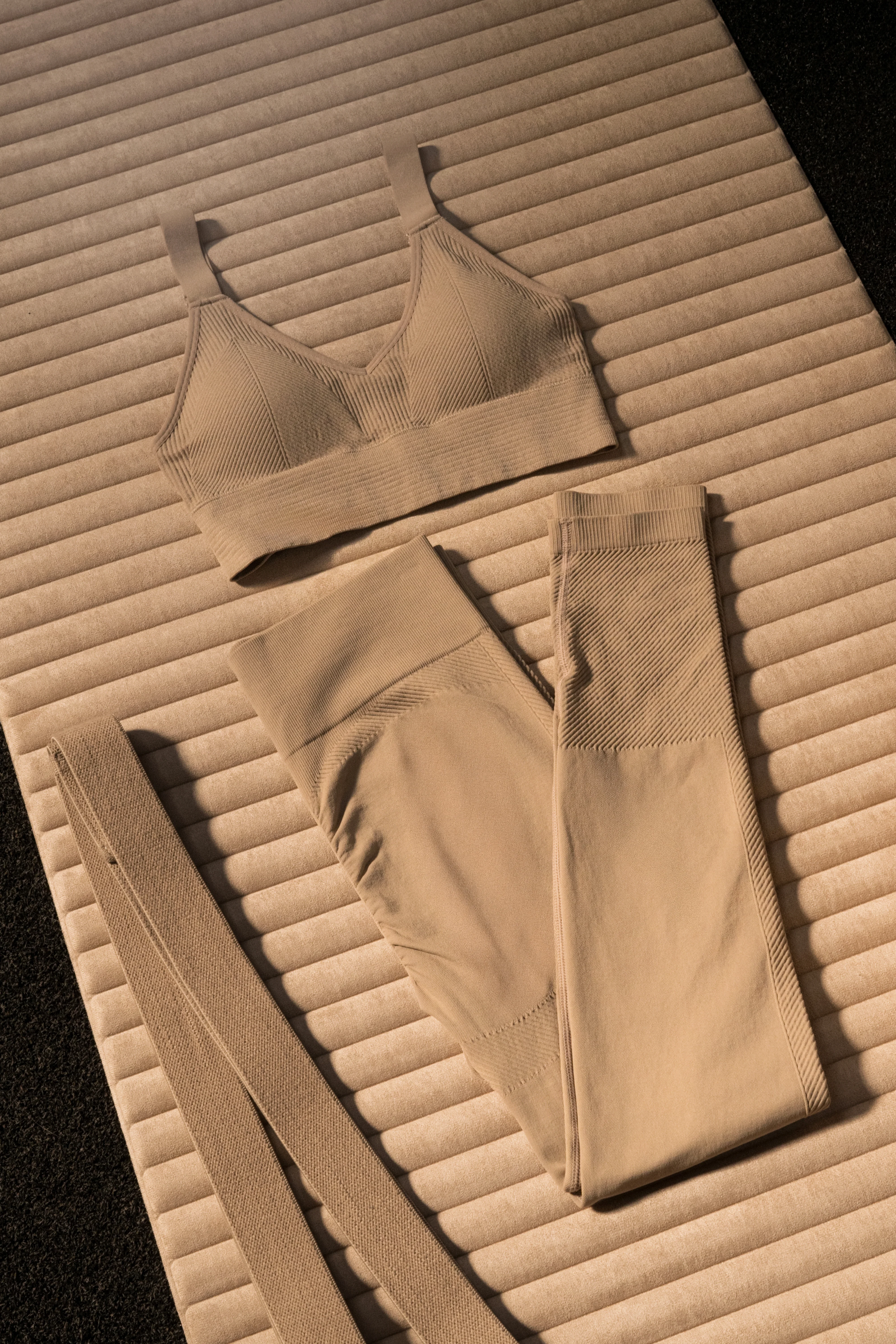 Beige New Flow Active Top