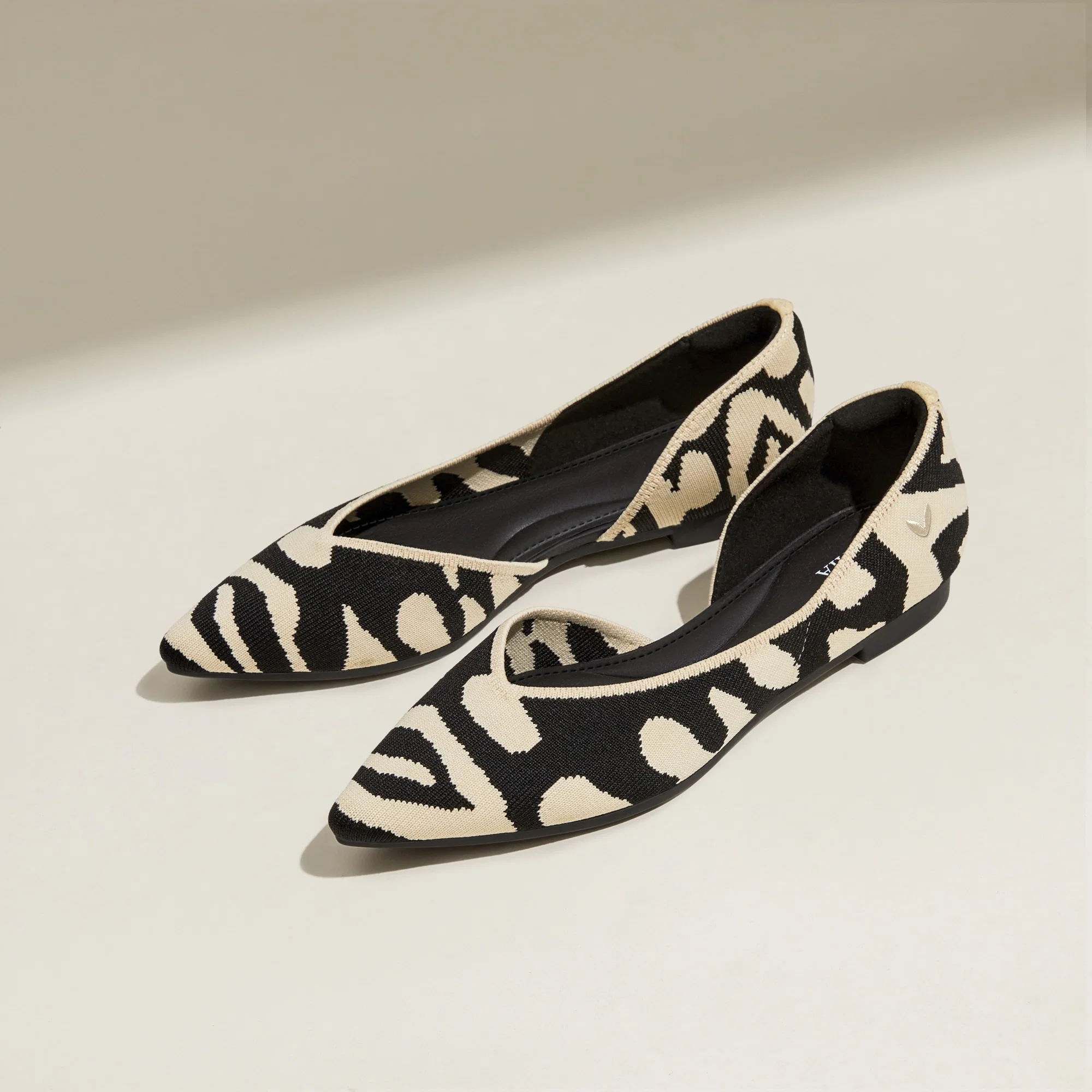 Pointed-Toe D'Orsay Flats (Melia)