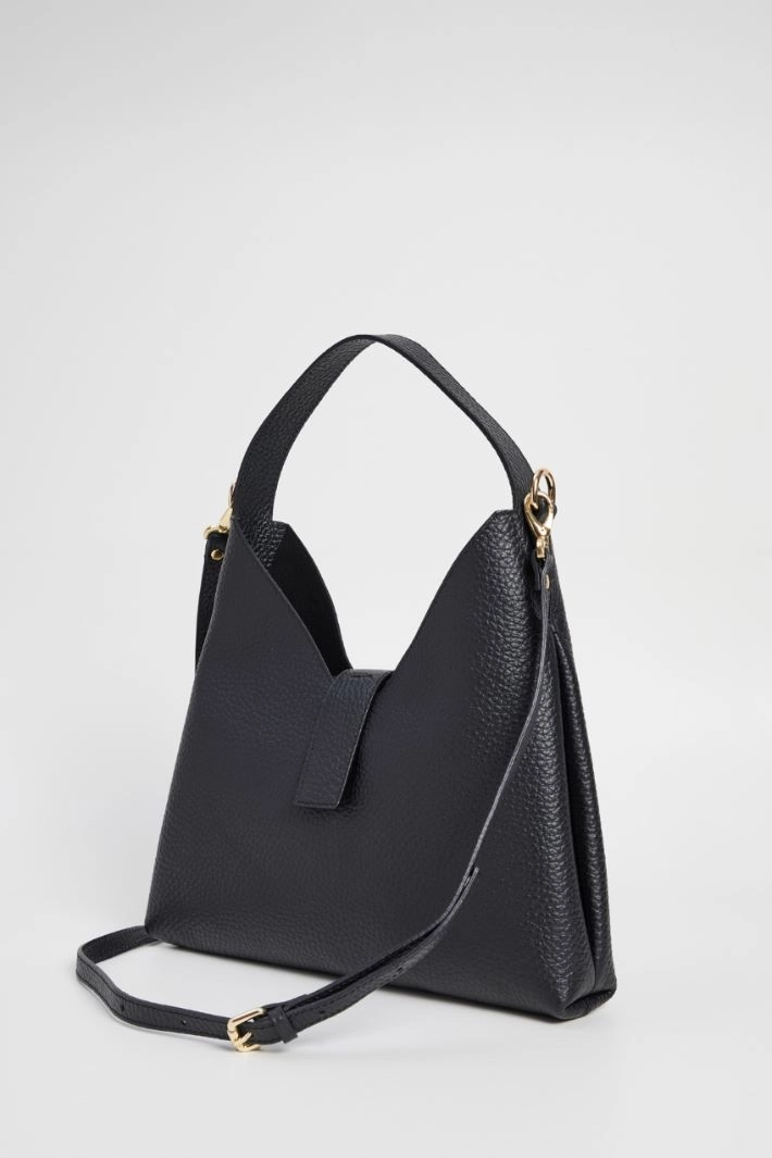 Hammered leather bag - BLACK