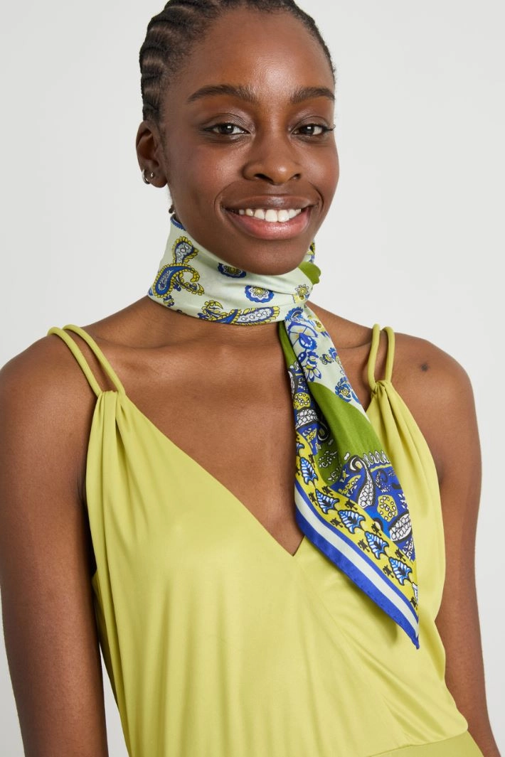 Silk twill scarf - GREEN