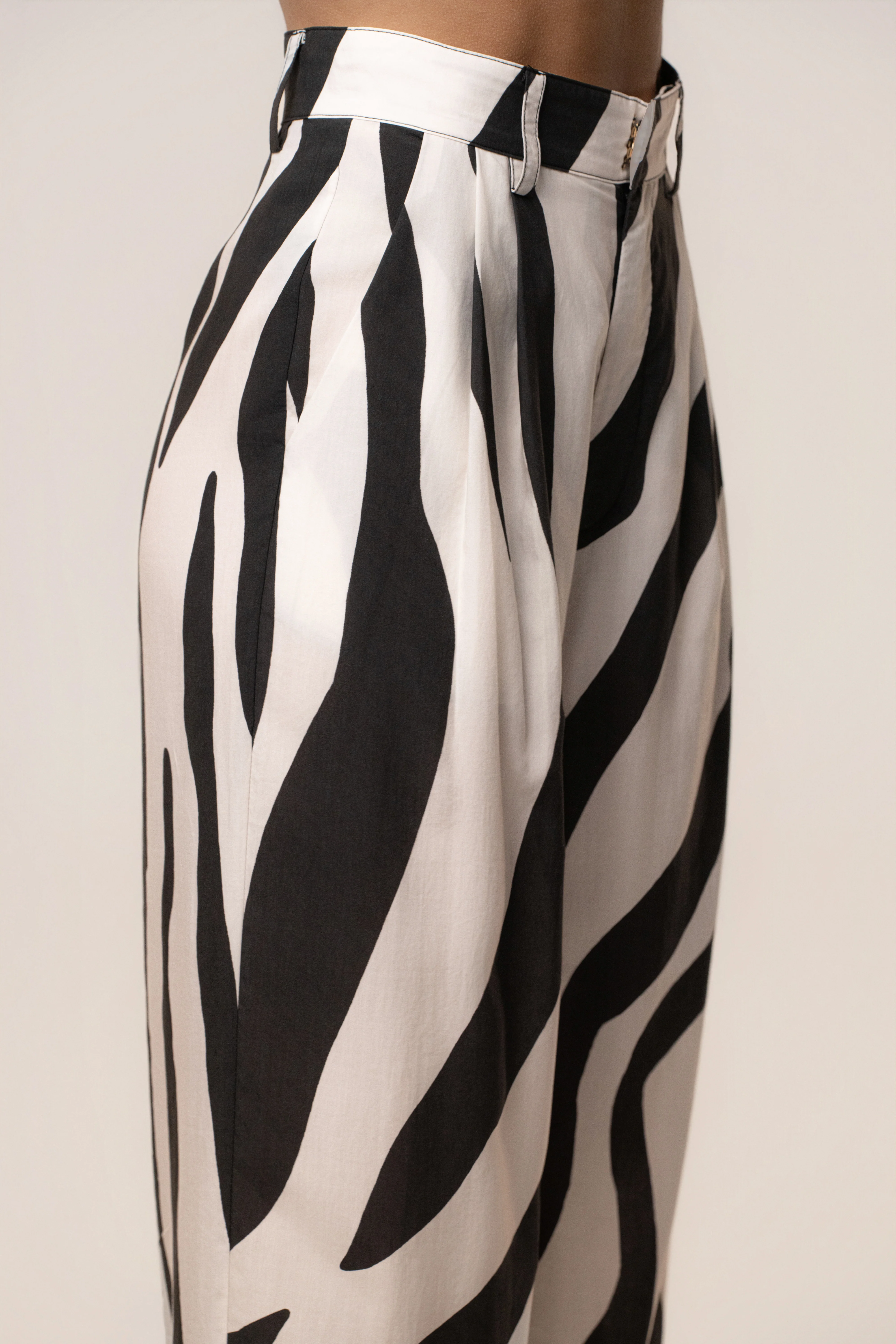 Zebra Essential Flow Trouser