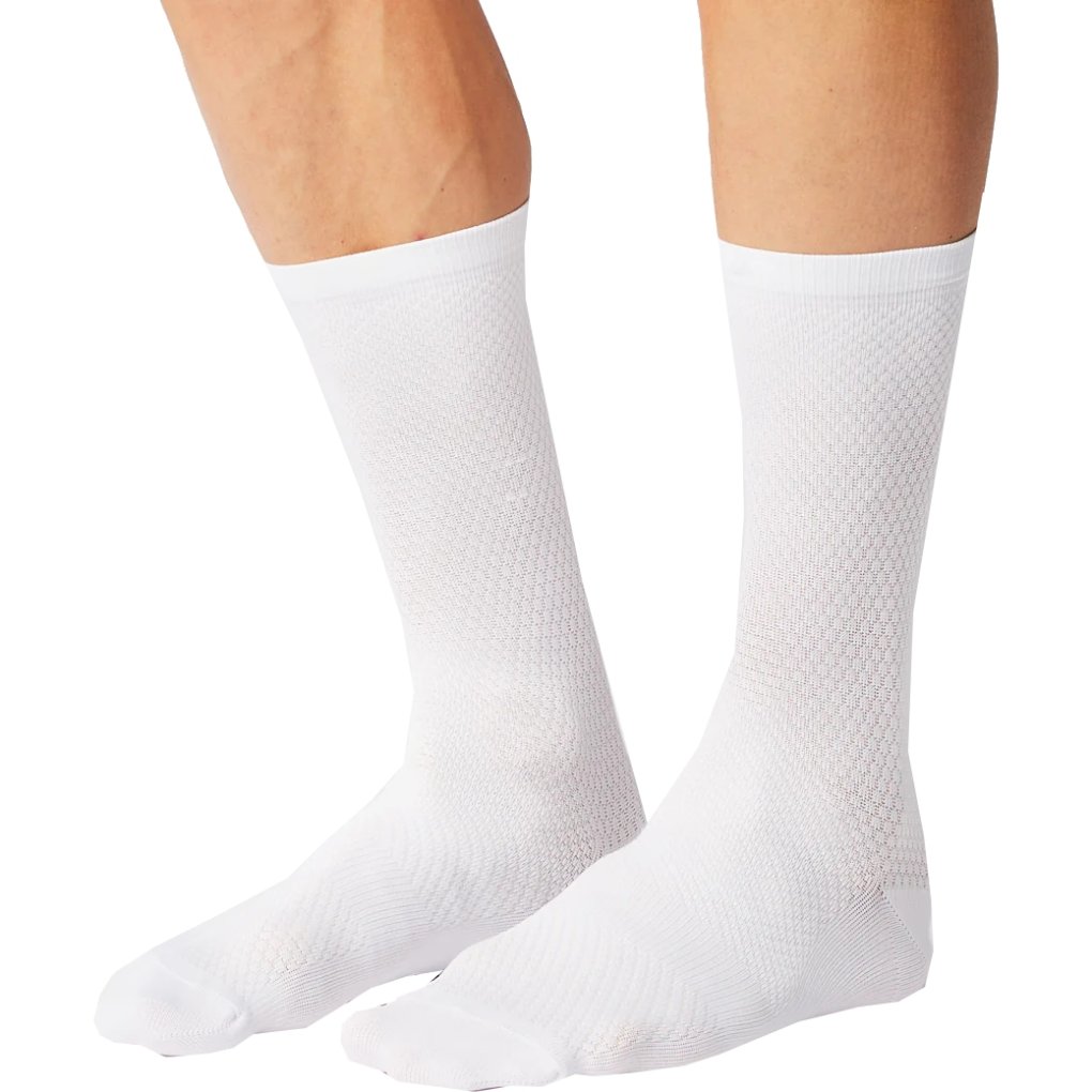 FINGERSCROSSED Aero Soft Cycling Socks - White