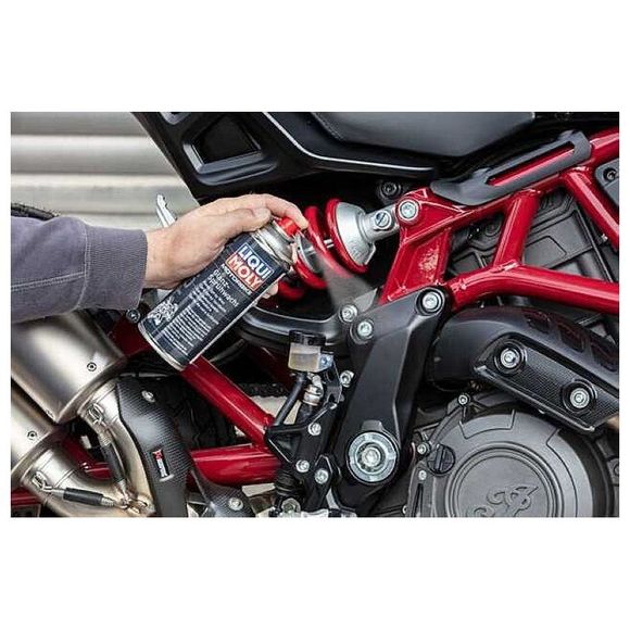Polishing product Liqui Moly finishing wax in Aerosol 400ML UniversalRef: LIML0012 / 3039