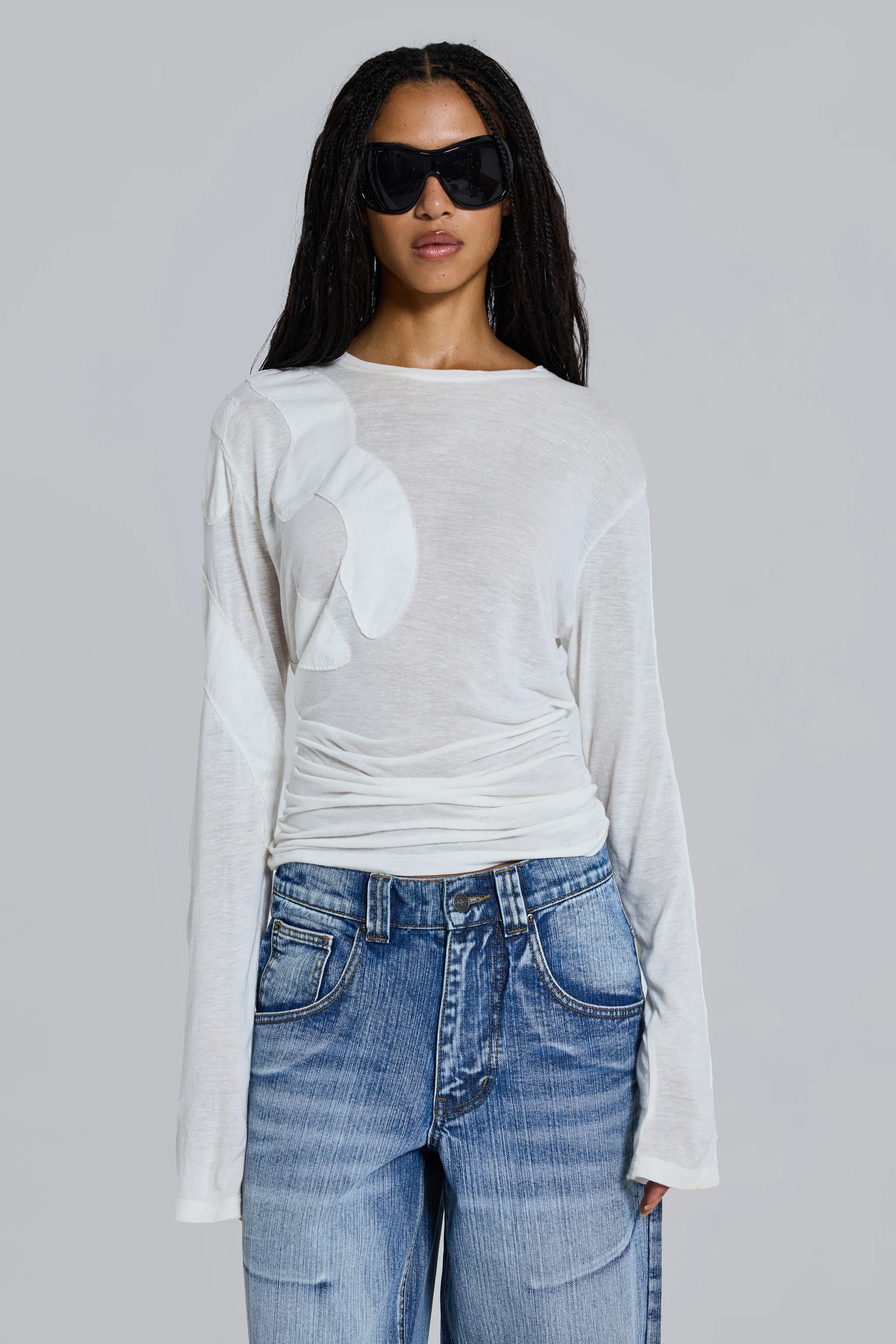 13 Applique Linen Top