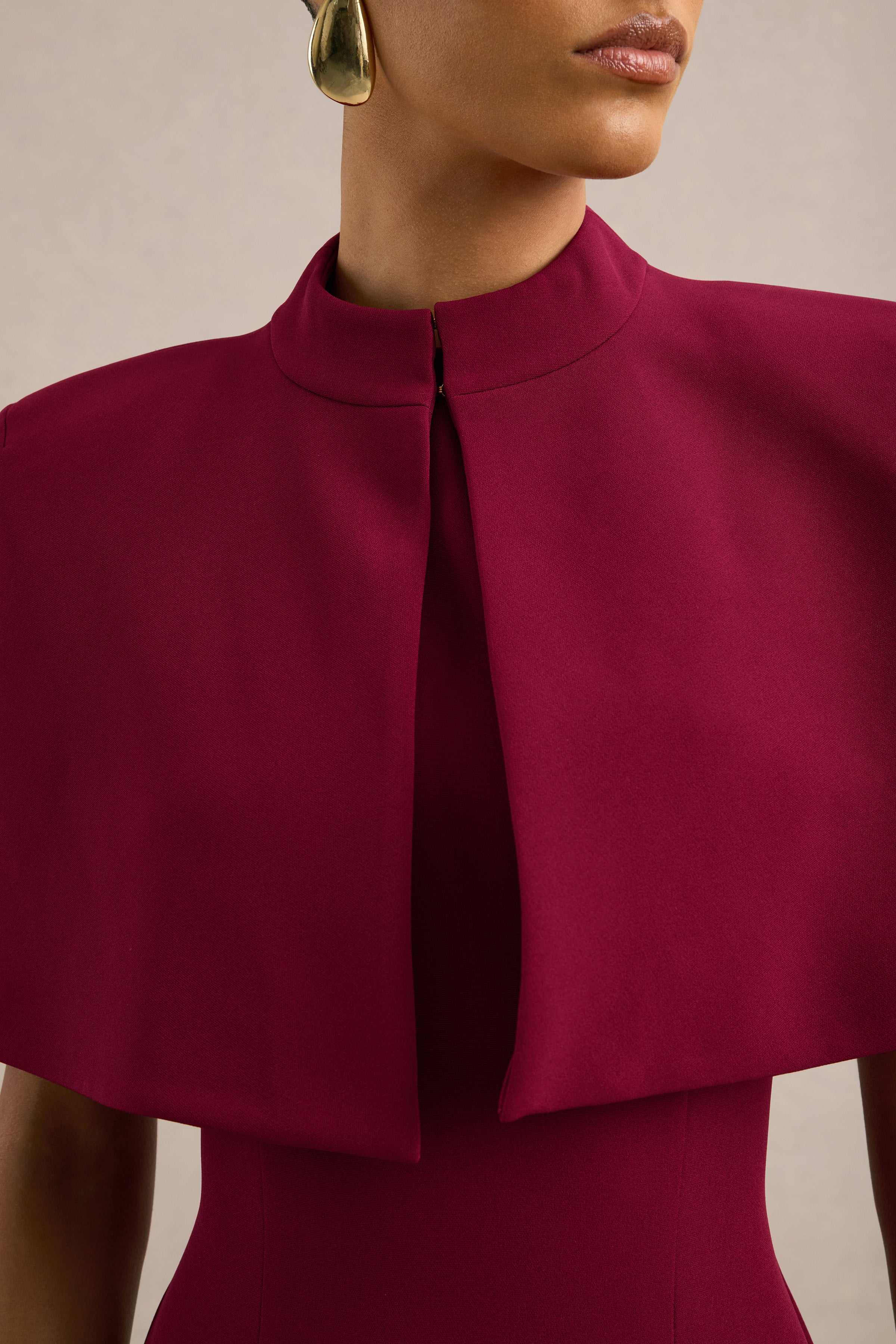 Astrelle | Burgundy Round Neck Maxi Dress With Tailoring And Back Split