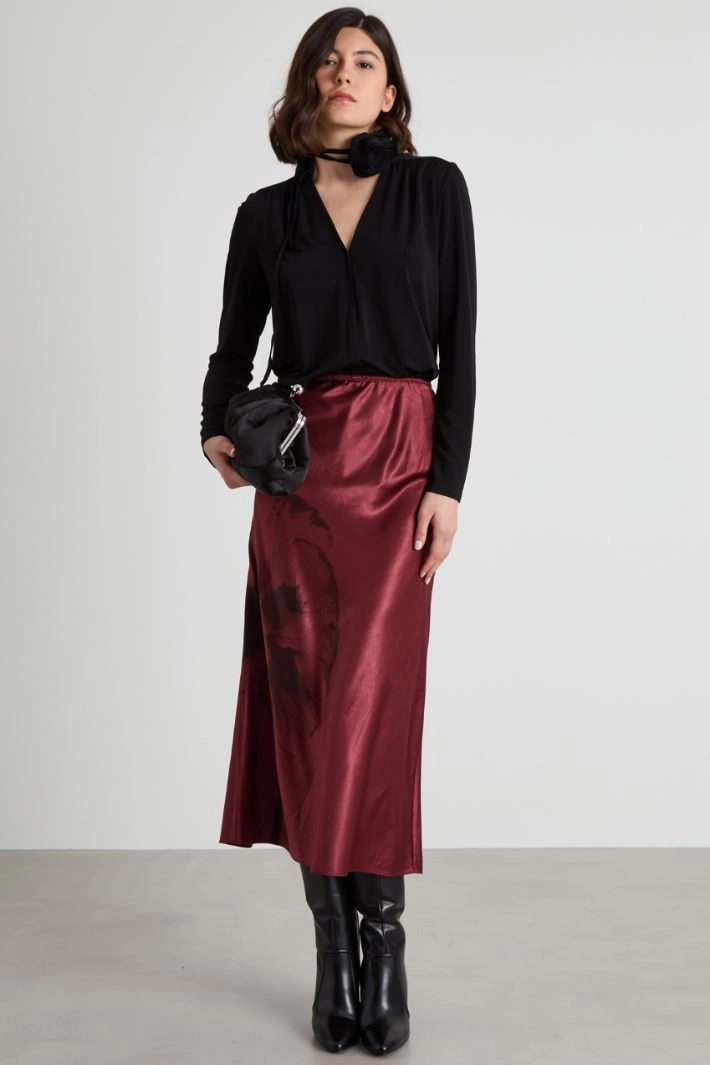 Blouse with ribbon and flower detail - BLACK