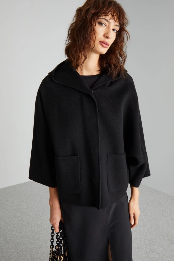 Hooded cape - BLACK