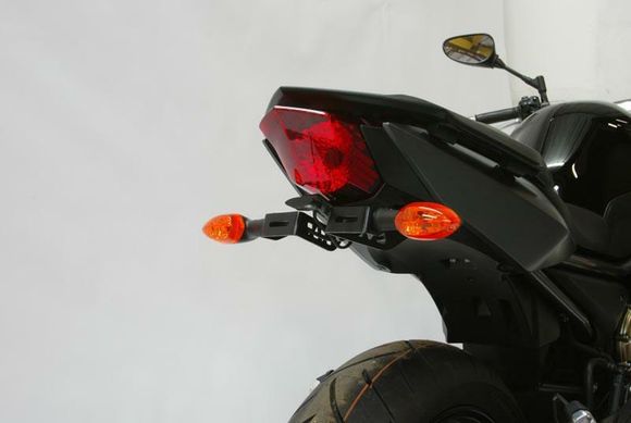 Support de plaque R&G Racing noirRef : RGR01259A / 1082854001