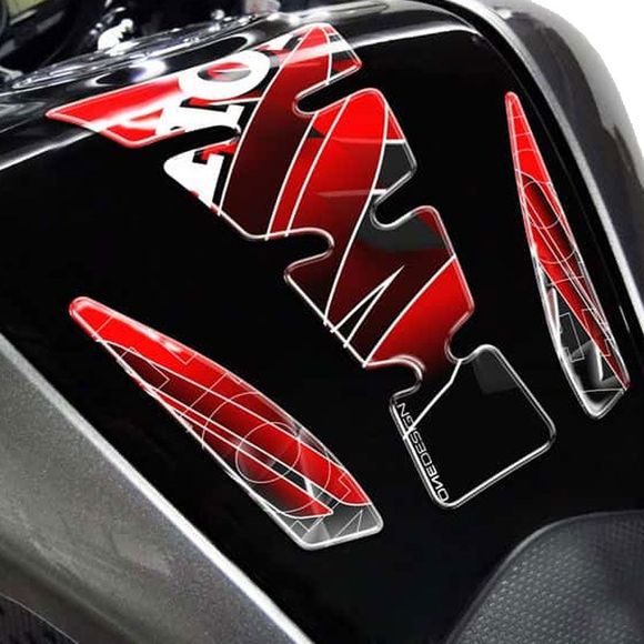 Puig Honda Universal Tank Pad - RedRef: PUI0062