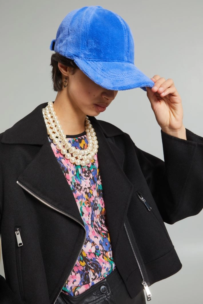 Baseball cap in soft and warm fabric - LIGHT BLUE