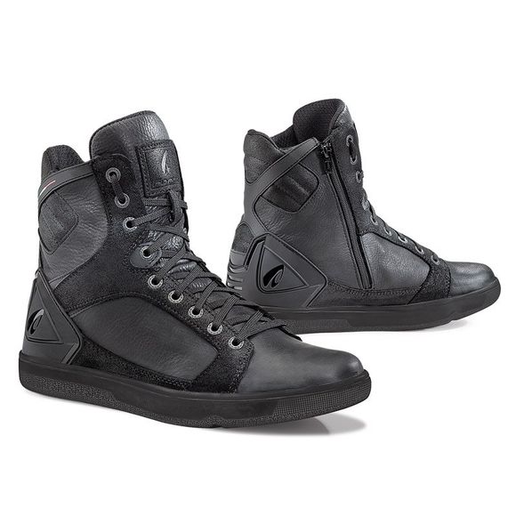 Motorcycle Sneakers Forma Hyper Waterproof - BlackRef: FM0150