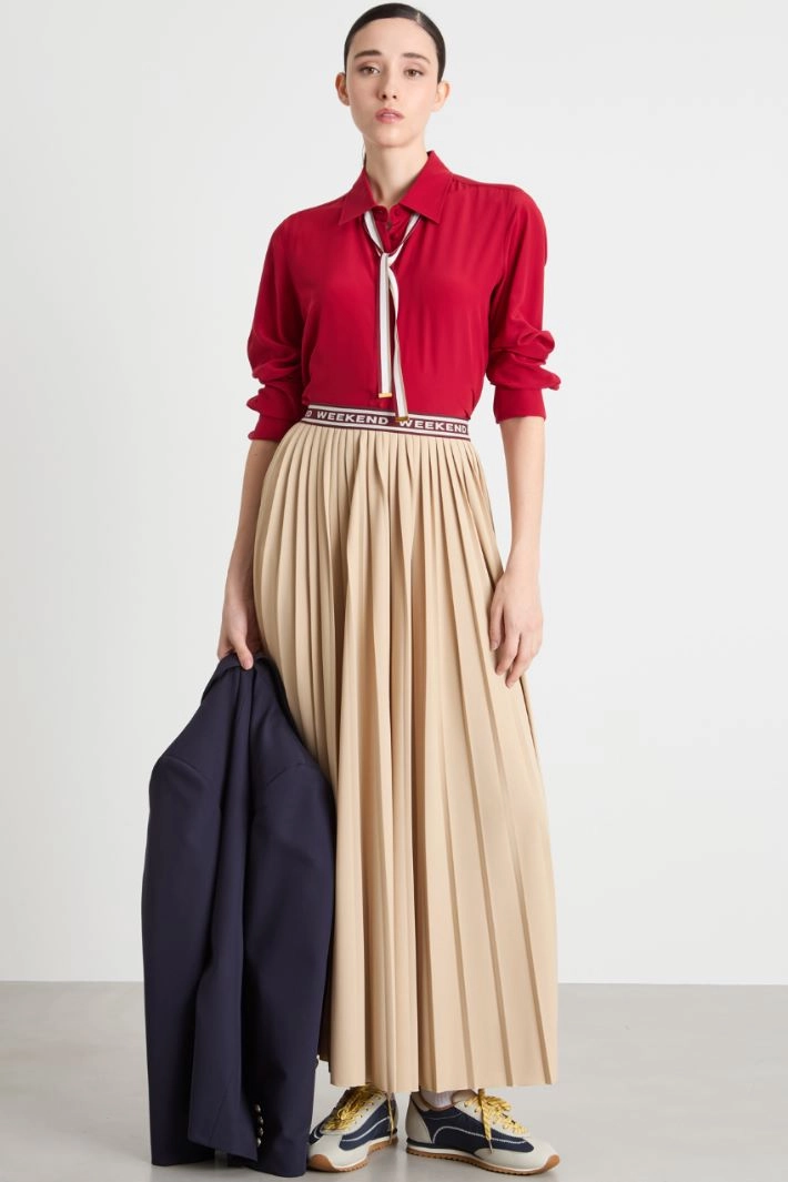 Crepe blouse with neck tie - RED