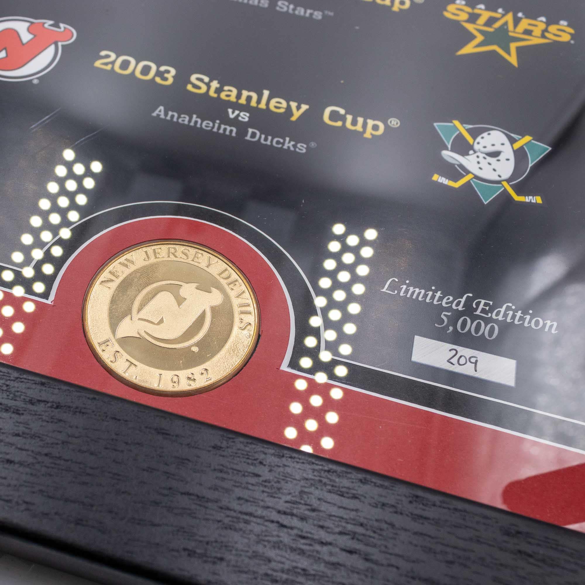 New Jersey Devils Stanley Cup Legacy Bronze Coin Framed NHL Photo