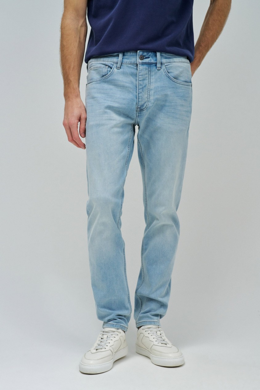 SLIM FIT COOLMAX JEANS